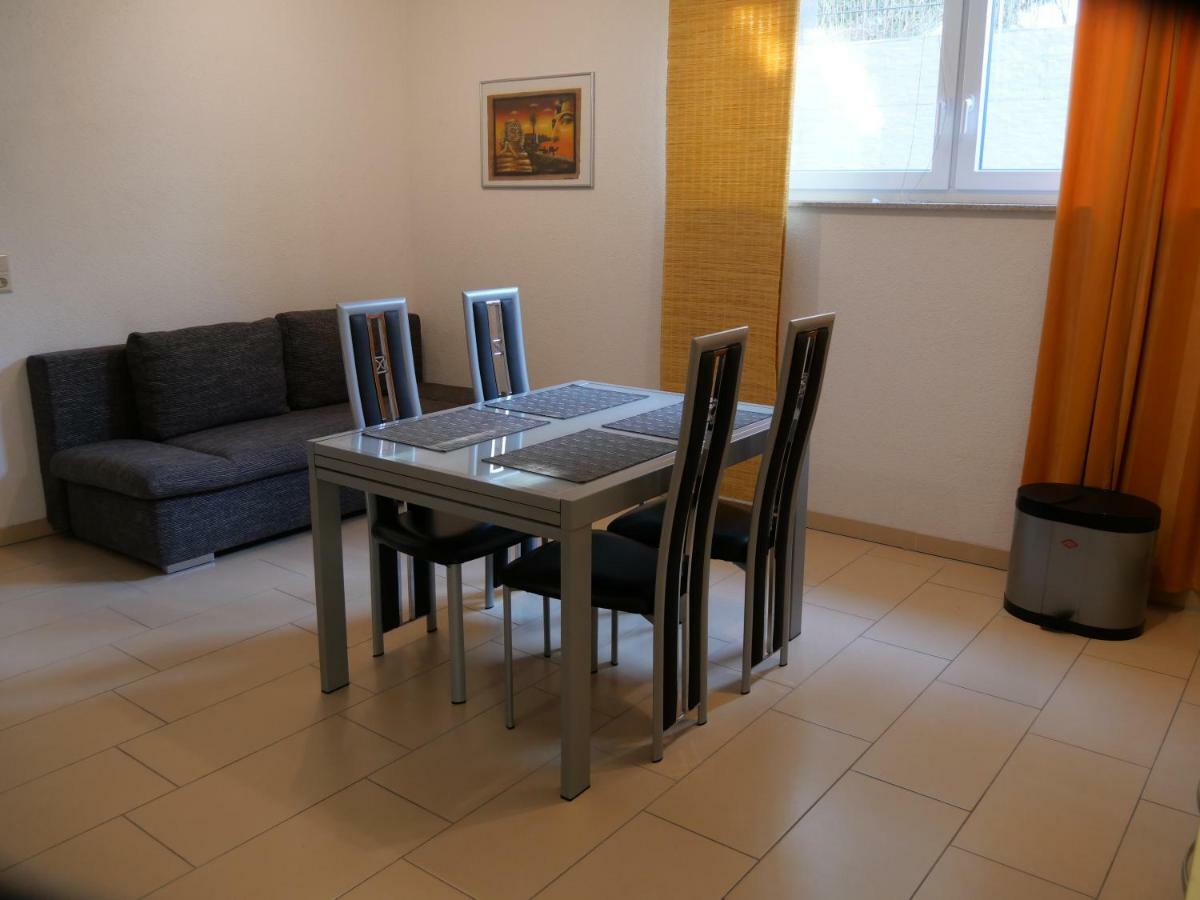Apartment Falvig Inkl. Kueche Bad Schönborn Zewnętrze zdjęcie