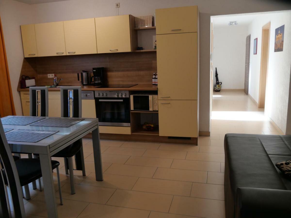 Apartment Falvig Inkl. Kueche Bad Schönborn Zewnętrze zdjęcie